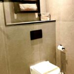 bathroom2